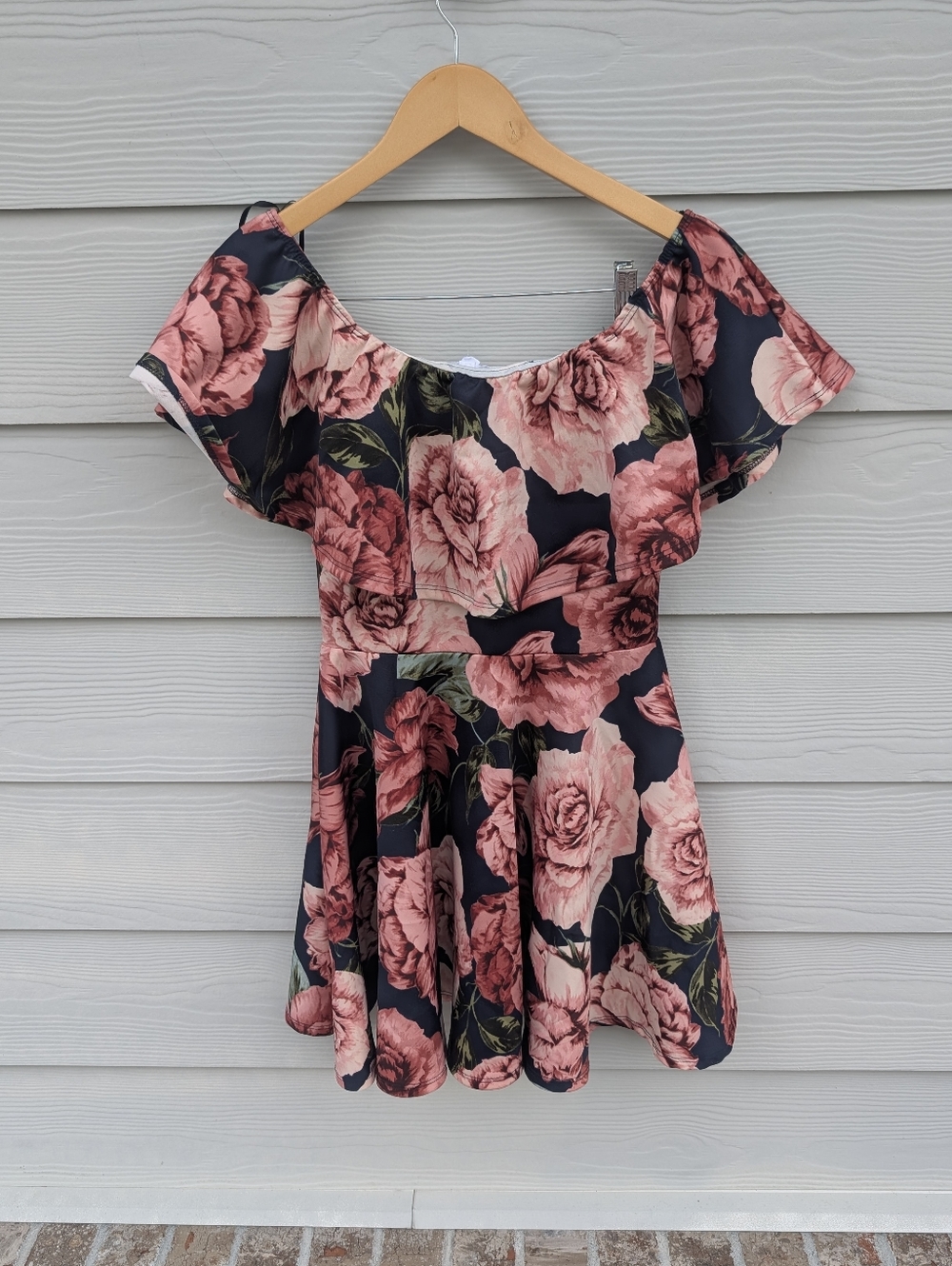 A'gaci Dress Size S Red Floral Mini Flowy Off Shoulder Feminine - Picture 3 of 4
